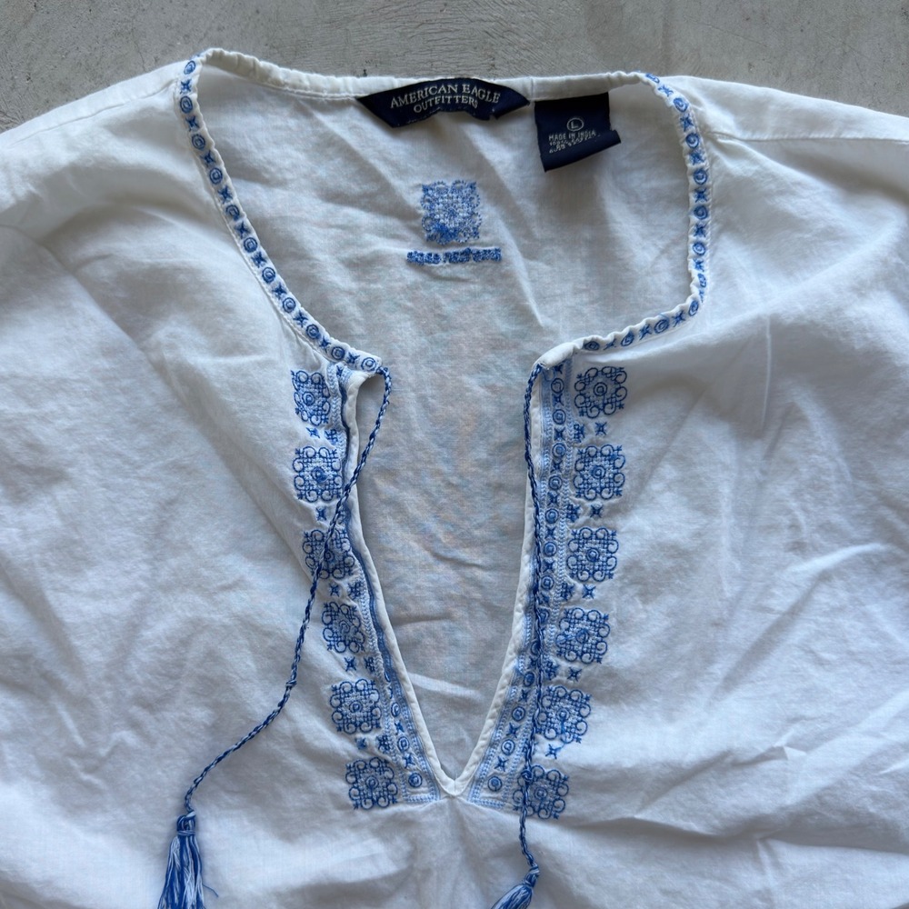 Vintage American Eagle Embroidered Peasant Blouse White Blue Boho Tassel Large